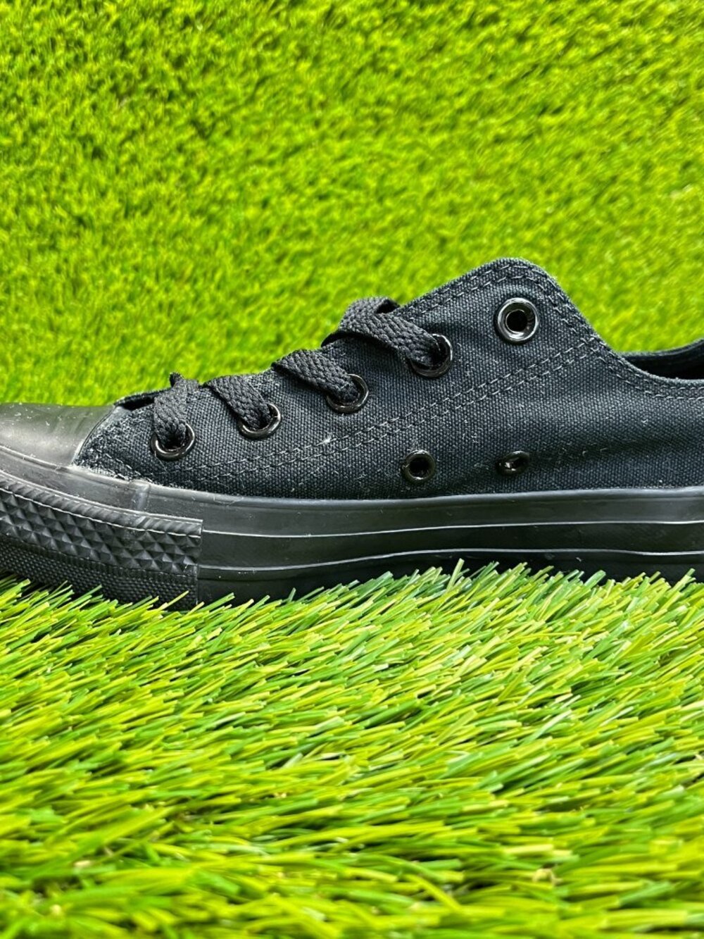 Converse Chuck Taylor All Star OX Womens Size 5.5 Black Athletic Shoes Sneakers - Picture 2 of 10